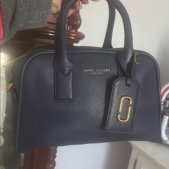 Marc Jacobs Handbags - Marc Jacobs vintage navy blue